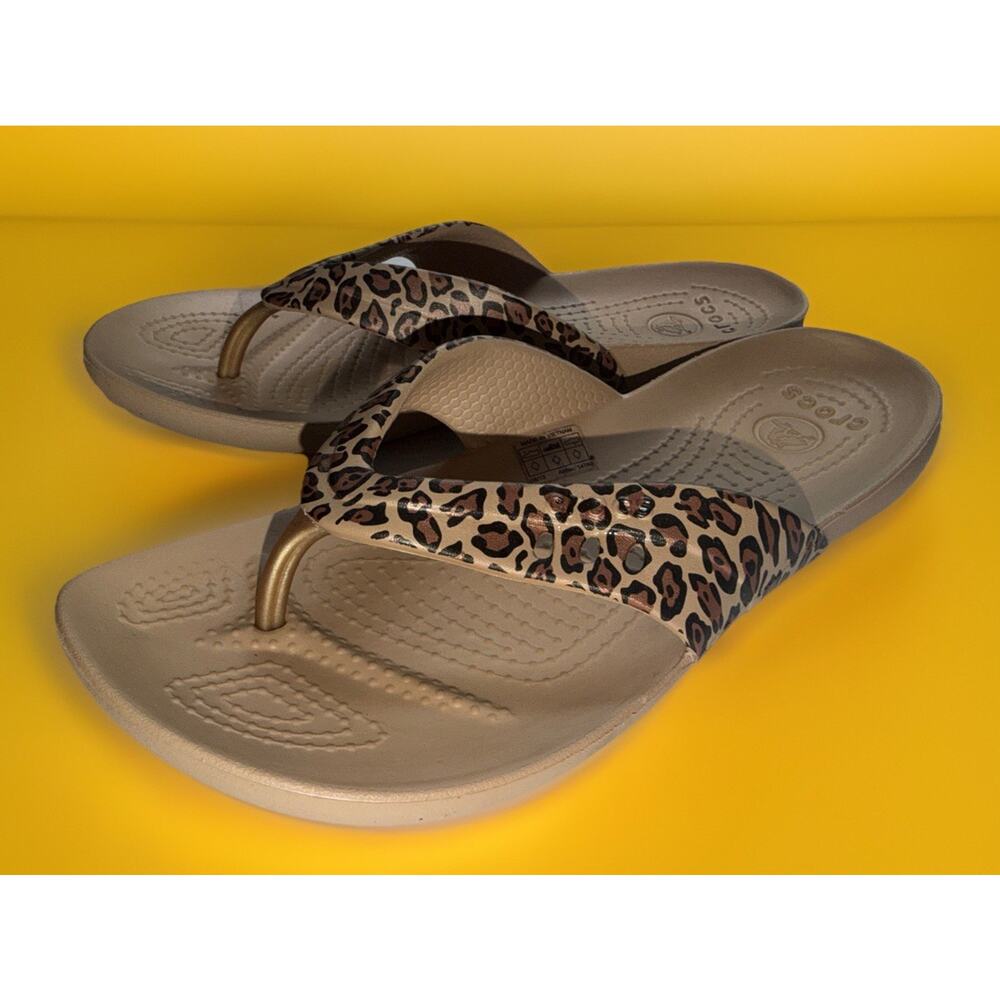 Womens Crocs Kadee II Leopard Thong Flipflop Sandals Sz 6